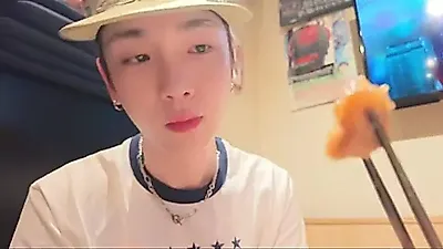 몬자야키 먹방부터 토이 스토리 5까지, 샤이니 키의 일상 담은 '에바키' 공개