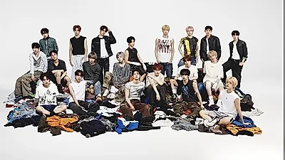 아이덴티티 20인 완전체 떴다…Horizon·Ocean 포토로 13일 컴백 예열