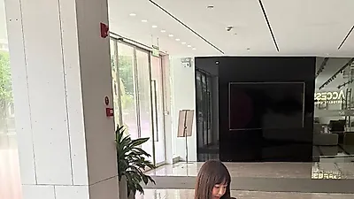 배우 강예원, 중국 1위 왕홍 라이브 깜짝 출연... "중국어 공부 더 열심히 할 것"