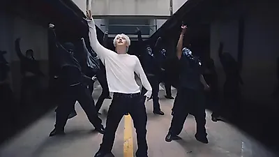 원호, 'Don't Wake Me Up!' 퍼포먼스 MV 공개... 안무와 에너지에 집중한 157초