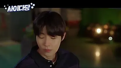 배현성, 19년 만에 나타난 친부 앞에서도 무너지지 않았다…'조립식 가족' 참교육 장면
