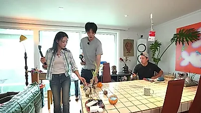 비비 "상경 초창기 짐은 이불과 치약뿐"…타이거 JK·윤미래 부부의 깜짝 선물
