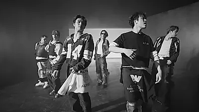 트레저 ‘NEW WAV’, 판매량·무대로 2막 연다