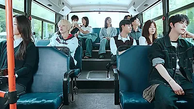 22개국 아이튠즈 1위 달성한 아홉, '음악중심'서 타이틀곡 'RUN TO YOU' 첫 무대