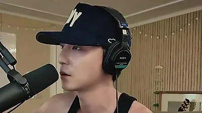 로이킴, 'Falling Slowly' 커버 공개…담백한 보컬로 전한 그리움