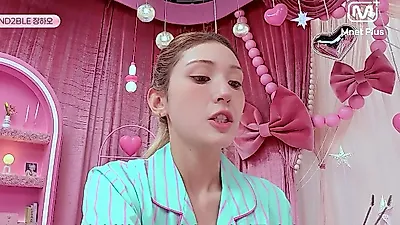 "주근깨 메이크업 꿀팁" TWIN MIRROR SHOW, 첫 컴백 앞둔 설렘 담은 대화 공개