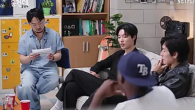 준열 어머니도 깜짝 놀란 파격 연기, 넷플릭스 '들쥐' 촬영장 비하인드 공개