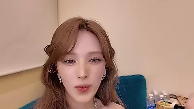 웬디, 클래식 무대 준비하는 연습실 일상 공개…'SM CLASSICS LIVE 2026' 향한 열정