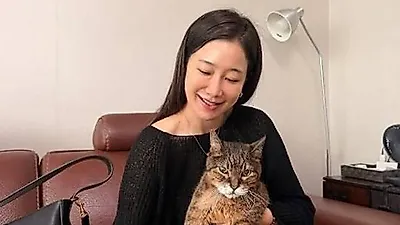 "나도 잘 알아보지 못한다" 배우 김하영, 치매 앓는 17살 반려묘 웅이를 향한 애틋한 고백