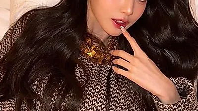 뉴진스 다섯 멤버, 구찌·샤넬·디올·루이 비통 얼굴로 섰다