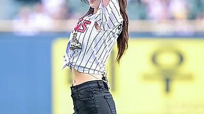 하지원, 한국 배우 최초 MLB 펜웨이 파크 시구…보스턴 레드삭스 마운드 선다