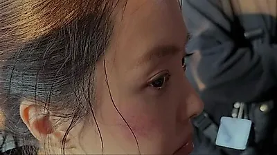 멍 자국에 피 묻은 칼까지…손나은, '김부장' 속 특수요원 파격 변신