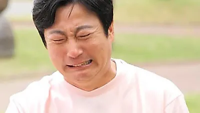 "카메라 내려놓고 해!" 이수근, 터지는 풍선에 제작진 향해 '버럭'