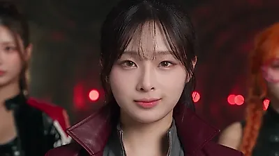 아이아이아이(iii) 신곡 'WaiT' 티저 공개, 8월 28일 컴백 확정