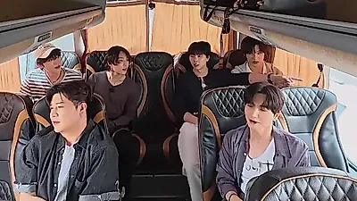 "이불이 모래였다" 피라미드 앞 야생 캠핑, 디즈니+ '왕자와 거지'의 반전