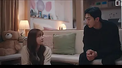 강훈, 김혜준 '최애' 인형 뽑으려 고군분투... 설레는 오피스 로맨스
