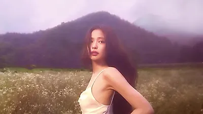 제니 'HEAVEN' 오디오, 0.6일 만에 100만 뷰…EP CD 예판도 진행