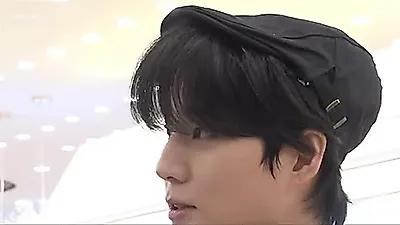 데이식스 영케이, 15년 지기 해병대 동기와 뷔페 알바 투입 '워크돌' 지원 지원군