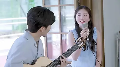 볼빨간사춘기 '여름아 부탁해' 촬영 현장 비하인드 공개, 싱그러운 여름의 기록