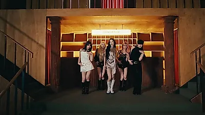 르세라핌 'Made My Night' 퍼포먼스 필름 공개, 'THE LOBBY' 배경의 무대 영상