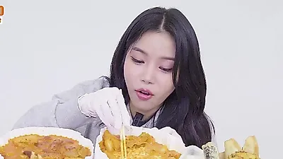 솔라, 정동진 일출 보며 전한 소회 "조급해하지 말고 각자의 속도로"