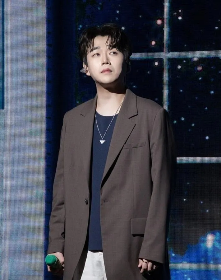 Singer Hwang Young-woong's Fan Cafe 'Paradise Daegu Gyeongbuk' Donates to Kyungpook National University Children's Hospital
