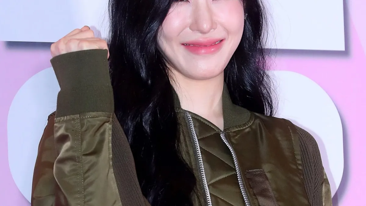 Tiffany Young anuncia gira por Asia para celebrar su 10.º aniversario como solista