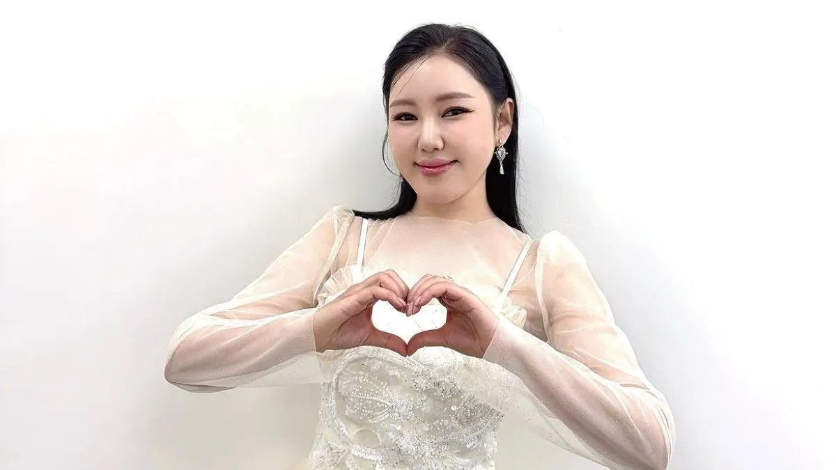 송가인 '꽃이 아니면 어떤가' MV 124만 뷰 돌파, 팬 요청에 응답한 스페셜 라이브 공개