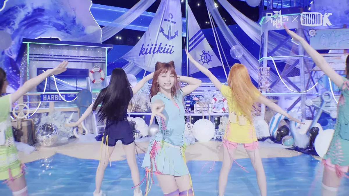 KiiiKiii Performs 'Pop Off Pop Off' on KBS Kpop's it's Live