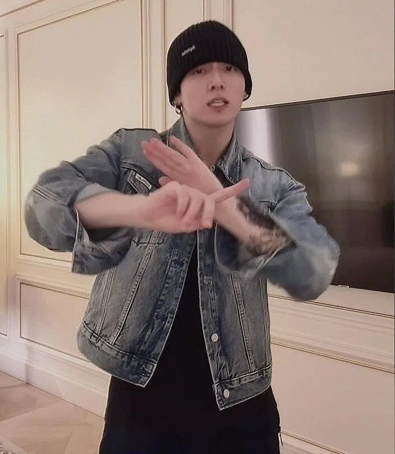 "나랑 조교 하자" 강승윤이 밝힌 BTS 진의 깜짝 제안과 초코박스 미담