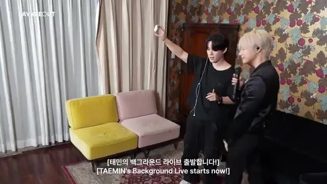"음원인 줄 알았는데 라이브?" 태민, 시민들 놀라게 한 깜짝 무대