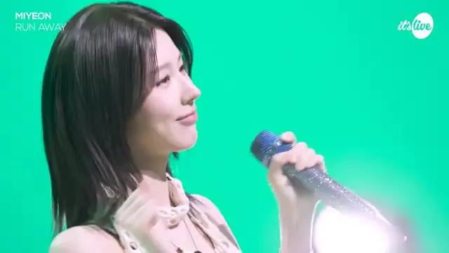 미연, 밴드 라이브로 부른 'RUN AWAY'…고음까지 흔들림 없었다