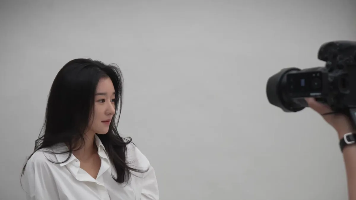 서예지, 99초의 기록…눈빛으로 압도하는 프로필 영상 공개