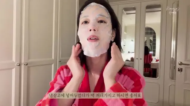 기은세, 선선해진 날씨 속 정갈한 한상차림과 뷰티 루틴 공개