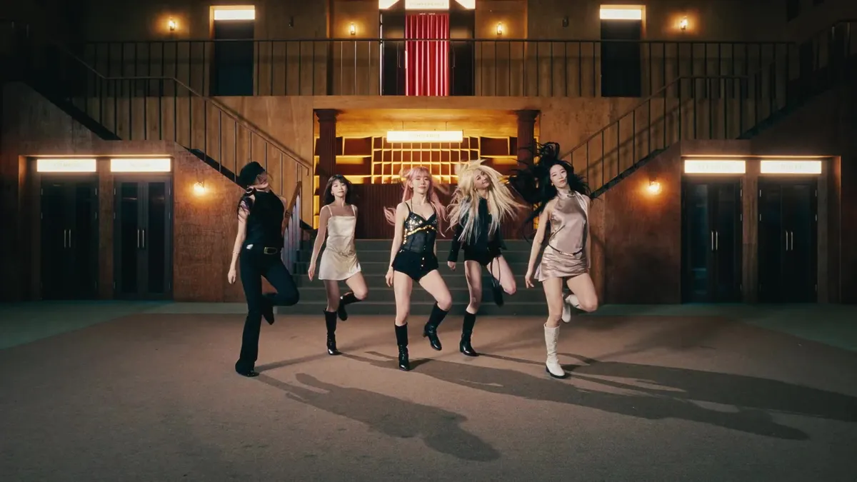 르세라핌 'Made My Night' 퍼포먼스 필름 공개, 'THE LOBBY' 배경의 무대 영상