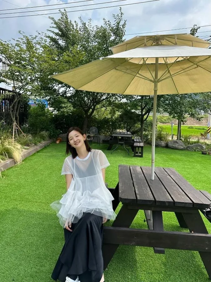 Actress Park So-dam Shares Healthy Update with Yoga Routine
