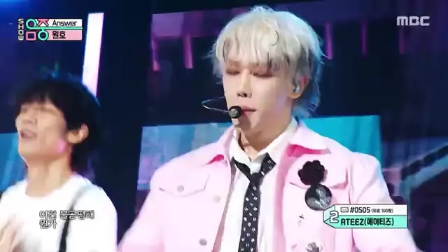 Wonho Performs 'Answer' on MBC Show! Music Core