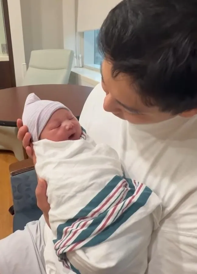 Former FTISLAND Member Song Seung-hyun Announces Birth of First Son via SNS