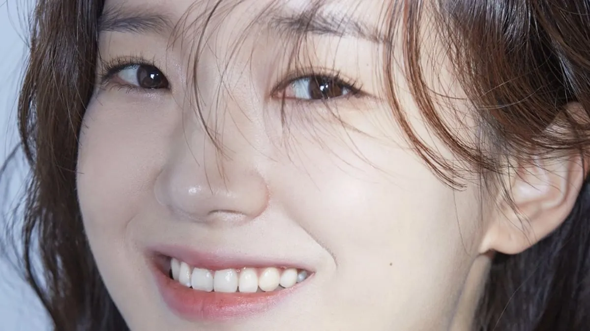Rising Actress Chae Je-ni Signs Exclusive Contract with Saram Entertainment