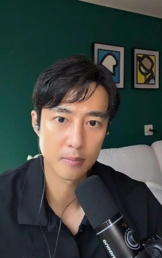 "올해는 걱정 없어요" 이동건, 틱톡 라이브서 제주 카페 근황 전하며 동료들과 재회