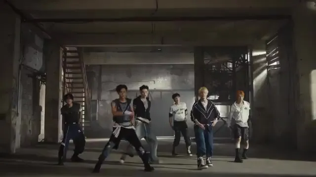 엔하이픈, 'Bloody Paradise' 무대 공개…스플릿 스크린으로 담아낸 정교한 군무